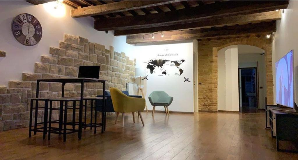 L'Antica Falconeria Jesi Zewnętrze zdjęcie